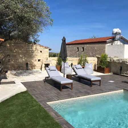 Villa Eleni *